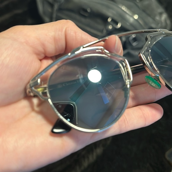 Dior - Picture 4 of 12